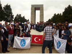 Emniyetten Üniversite Öğrencilerine Çanakkale Gezisi