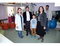 Engelli Çocuklar Diş Muayenesinden Geçiriliyor