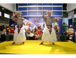 Turizmciler, Almatı'ya Akın Etti