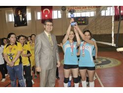 Eü’de Basketbol Ve Voleybol Turnuvaları Tamamlandı