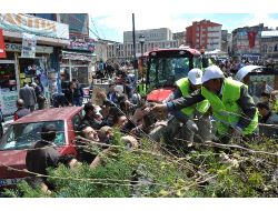 Erzurum’da Hz. Muhammed (Sav) İçin 20 Bin Fidan Dağıtıldı