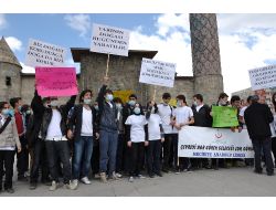 Öğrencilerden Anlamlı Mesaj: Çevreyi Hor Gören, Geleceği Zor Görür