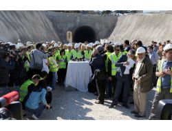 İstanbul-ankara Yüksek Hızlı Tren Hattında En Uzun Engel Aşıldı
