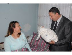 Başkan Kurtulan ‘ebeler Haftası’nı Kutladı