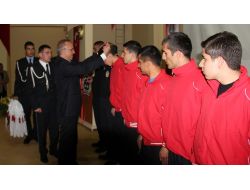 Polis Adaylarına Nasihat: İnsan Olmak Ve İnsanlara Yardımcı Olmak Daha Önemli