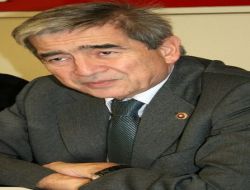 "Demokratikleşme Lafını Duyunca 'One Minute' Diyorum"