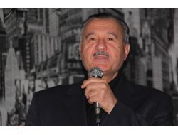 İlahiyatçı Kocabıyık: Aile Kanser Olursa Geleceğe Ümitli Bakamayız