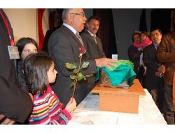 Memurlar Vakfı Sincan Şubesi 'Gül Gecesi' Düzenledi