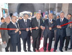 'Hediyemiz, Evdeki İşyerindeki Süs Eşyamız Kitap Olsun'