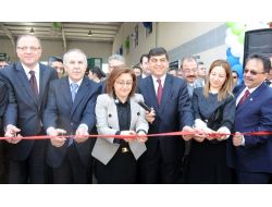 Bakan Fatma Şahin, Katı Atık Ayrıştırma Tesisi'ni Hizmete Açtı