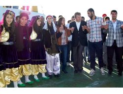 Tatvan Halk Oyunları Yarışmasına Yoğun Katılım