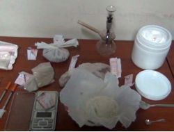 Zehir Taciri Okul Önünde Yakalandı