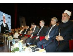 “insanlığın İcma Ve Diyaloga İhtiyacı Var”