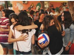 23 Nisan Çocukları Ülkelerine Gözyaşlarıyla Uğurlandı