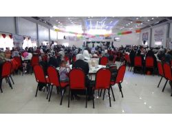 Tatvan’da Yetimler Sevindirildi