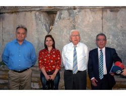 Tarhan Erdem: Asıl Muhataplar Biz Değiliz