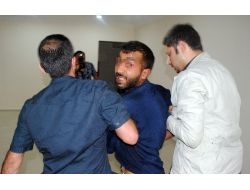 Polisi Bıçaklayan Zanlı Tutuklandı