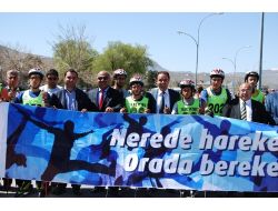 Tatvan’da Tekerlekli Kayak İl Birinciliği Yarışmaları Yapıldı