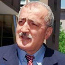 YURT PARTİSİ GENEL BAŞKANI SADETTİN TANTAN