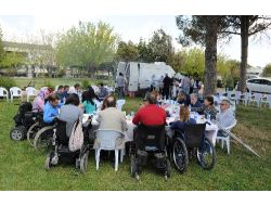 Büyükşehir, Engellileri Piknikte Buluşturdu
