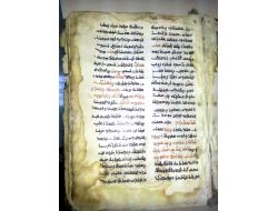 Van'da Paha Biçilemeyen 300 Yıllık Kitap Ele Geçirildi!