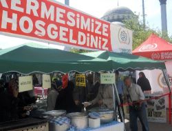 Akyazı'da Mazlumlar İçin Yardım Kermesi Açıldı