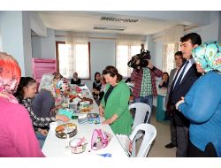 Kadınlar Mahallelerinde Meslek Sahibi Oluyor
