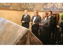 AKİL İNSANLAR HACIBEKTAŞ'TA...