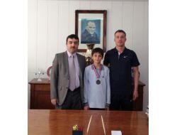 Samanyolu Öğrencisi Satrançta Türkiye Şampiyonu Oldu