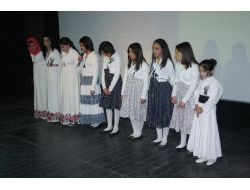 Çocuk Evleri Ve Yetiştirme Yurdu Öğrencileri Parmak Isırttı