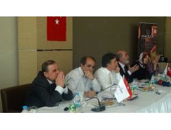 Akil İnsanlar İç Anadolu Bölgesi Grubu, Kırşehir’de Karanfillerle Karşılandı