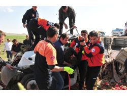 Van'da Feci Trafik Kazası: 6 Ölü