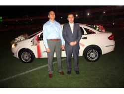 Sonsuz Nur’u Okuyup Otomobil Ve Umre Kazandılar