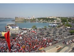 Kadıköy’de 1 Mayıs Coşkusu