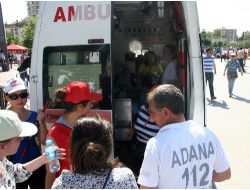 Adana’da 1 Mayıs 38 Derece Sıcakta Davul Zurnayla Kutlandı