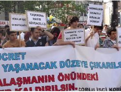 Çorlu'da 1 Mayıs'ta İşçiler Konuştu