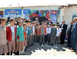 Sarıkaya’da 'Kumbaram Dolsun, Sarıkaya Kitap Okusun Şenliği' Devam Ediyor