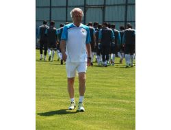 Mustafa Denizli: Kendimize İnanarak Bu Günlere Geldik