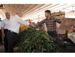 Başkan Kara, Pazarcıların Sorunlarını Dinledi