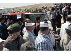 Kazada Ölen Öğretmenlerin Yakınları Gözyaşlarına Boğuldu