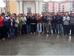 Öğretmenler, Meslektaşlarının Darp Edilmesine Tepki Gösterdi