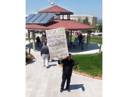 Uşak’ta Tek Kişilik Alacak Eylemi