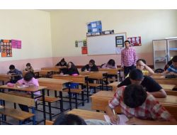 Sarıkaya’da 800 Öğrenci 'Hazreti Peygamber' Konulu Sınavda Ter Döktü