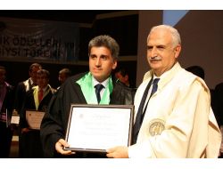 Aü, 56 Akademisyene Bilimsel Teşvik Ödülü Verdi