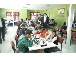 Orhanelinde Satranç Turnuvası Düzenledi