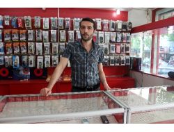 Çalıştığı İş Yerini Soydu; Güvenlik Kameralarına Yakalandı (Özel)