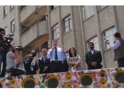 Demirtaş: Analar Dağlarda Artık Evlatlarının Cenazesini Değil Çiçek Toplayacak