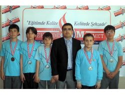 Şehzade Mehmet Ortaokulu Öğrencileri Serimya'da Beş Madalya Kazandı