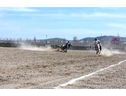 Erzurum Mahalli Atlı Cirit Ligi Başladı