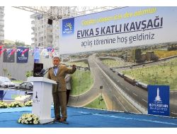 İzmir'de Evka-5 Katlı Kavşağı Açıldı